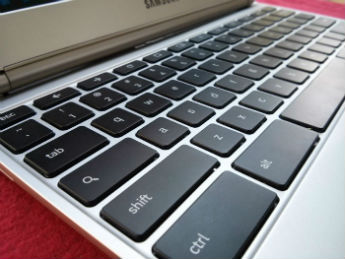 Samsung Chromebook keyboard up close